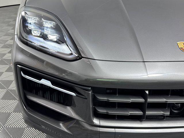 new 2025 Porsche Cayenne car, priced at $111,195