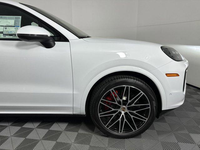 new 2025 Porsche Cayenne car, priced at $136,565