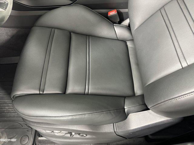 new 2025 Porsche Cayenne car, priced at $158,205