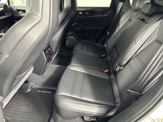 new 2025 Porsche Cayenne car, priced at $158,205