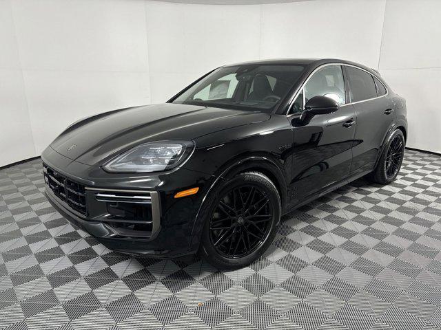 new 2025 Porsche Cayenne car, priced at $195,945