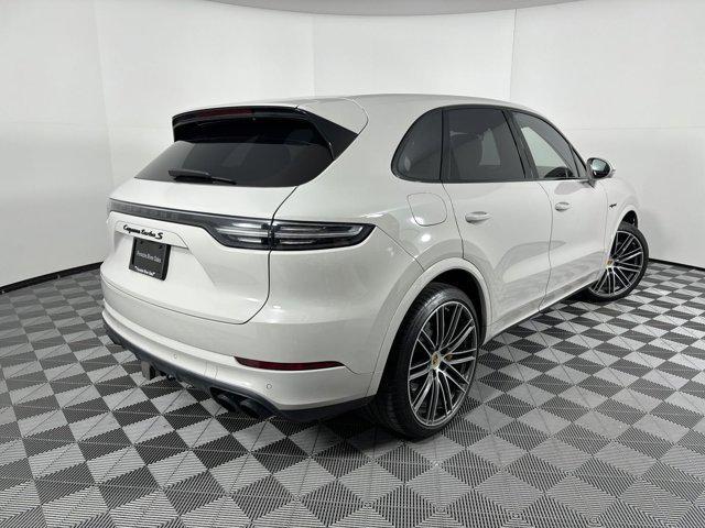 used 2020 Porsche Cayenne E-Hybrid car, priced at $112,887