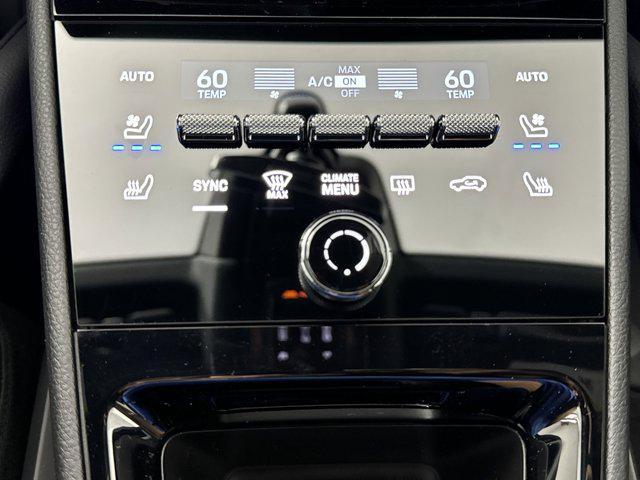 new 2025 Porsche Cayenne car, priced at $106,235