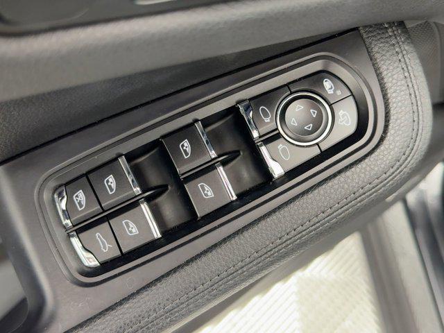 used 2018 Porsche Macan car, priced at $29,999