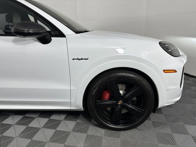 used 2025 Porsche Cayenne E-Hybrid car, priced at $149,999