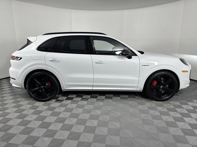 used 2025 Porsche Cayenne E-Hybrid car, priced at $149,999