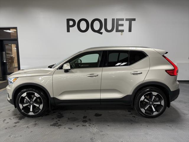 used 2019 Volvo XC40 car, priced at $30,950