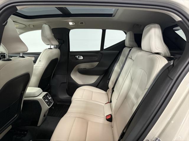 used 2019 Volvo XC40 car, priced at $30,950