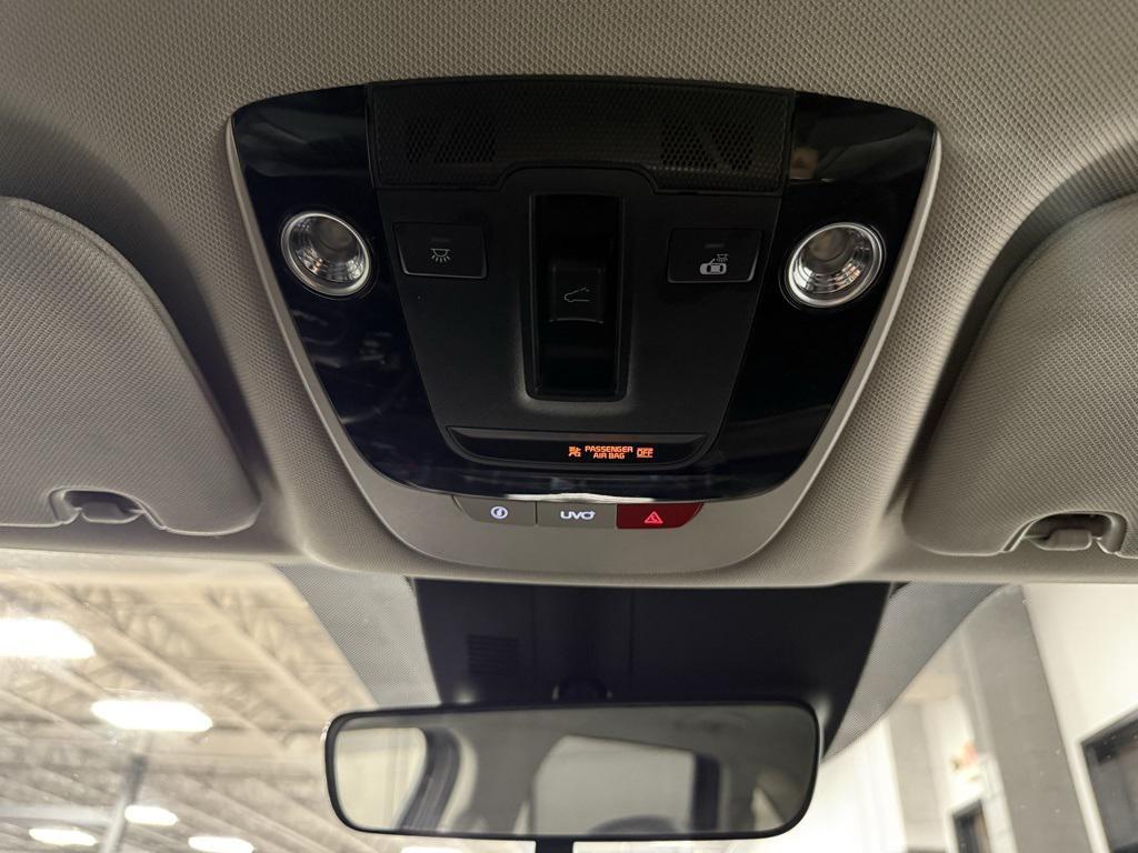 used 2022 Kia Sorento car, priced at $25,950