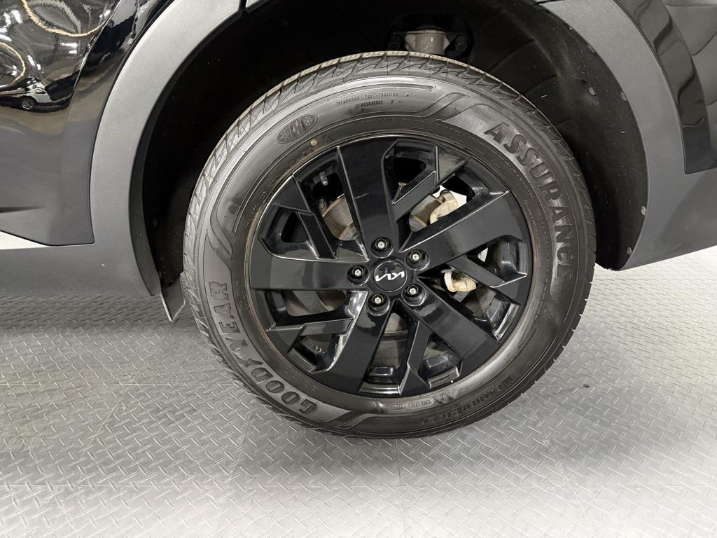 used 2022 Kia Sorento car, priced at $25,950
