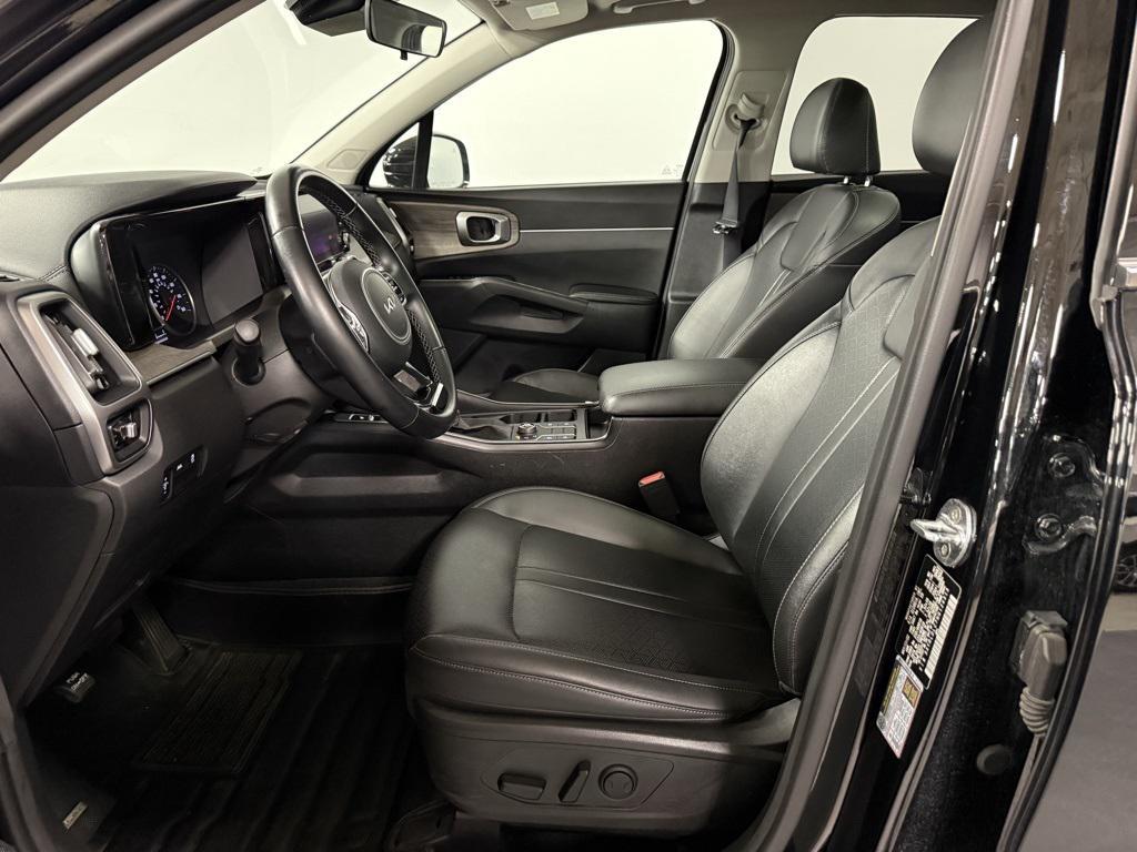 used 2022 Kia Sorento car, priced at $25,950