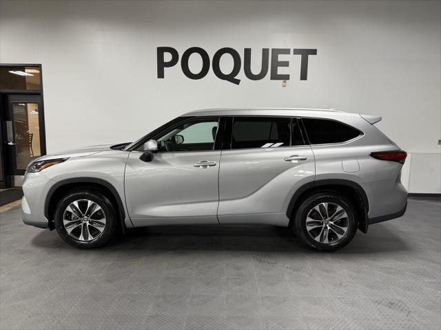 used 2022 Toyota Highlander car, priced at $42,950