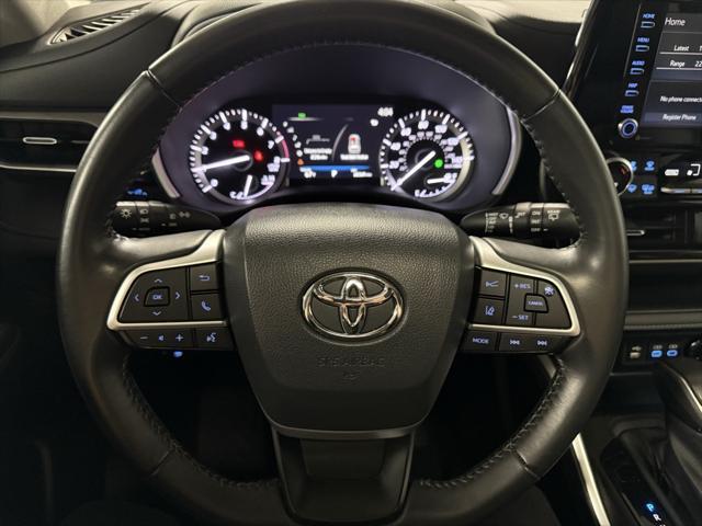 used 2022 Toyota Highlander car, priced at $42,495