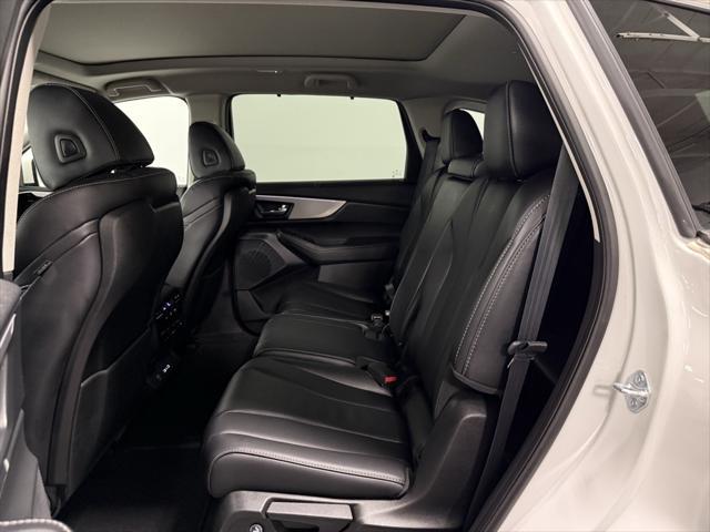 used 2024 Acura MDX car, priced at $53,950
