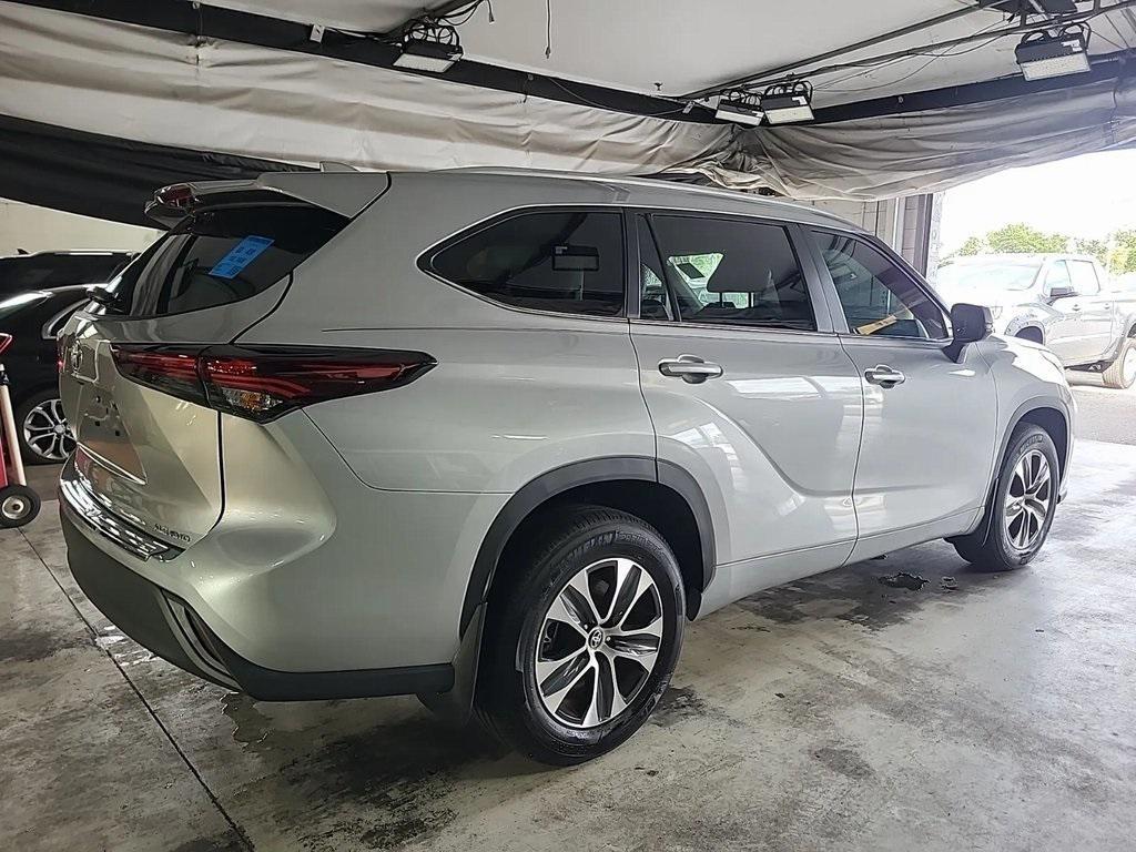used 2024 Toyota Highlander car, priced at $44,950