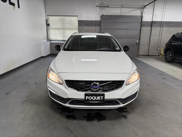 used 2018 Volvo V60 Cross Country car, priced at $23,950