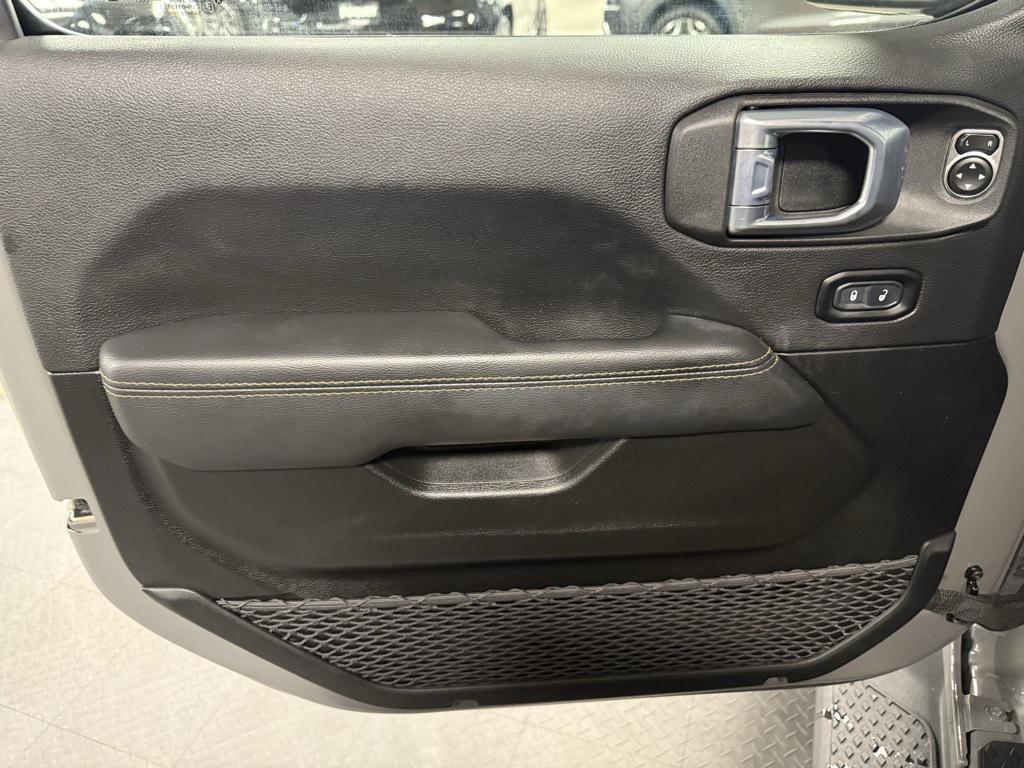 used 2022 Jeep Gladiator car, priced at $40,950