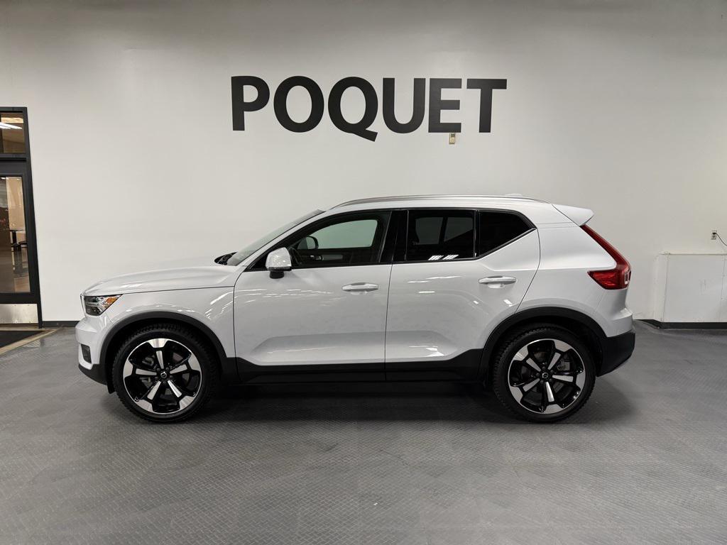 used 2020 Volvo XC40 car, priced at $19,950
