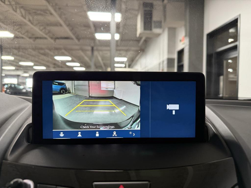 used 2024 Acura RDX car, priced at $38,950