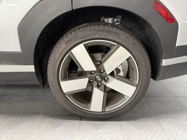 used 2024 Hyundai Santa Fe car, priced at $42,950