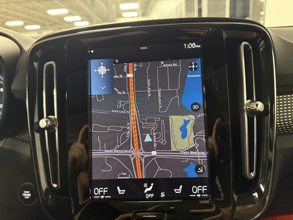 used 2021 Volvo XC40 car, priced at $33,495