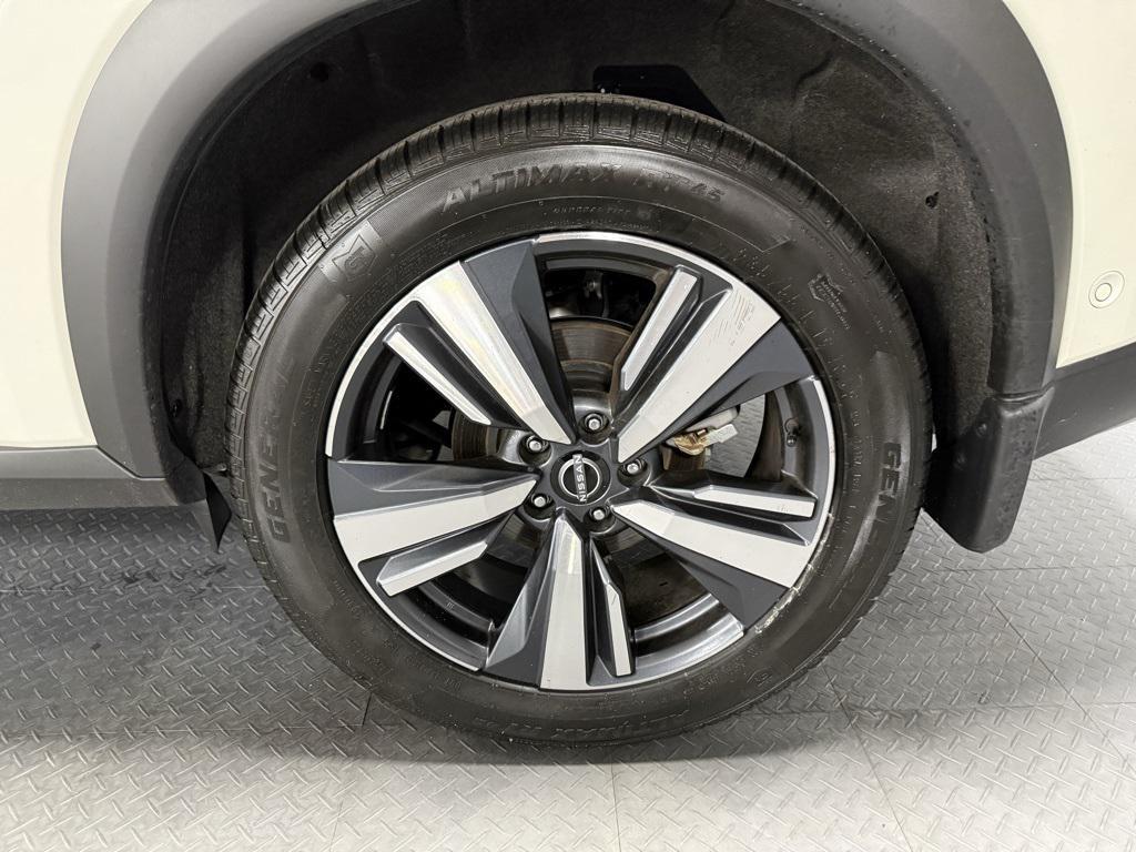 used 2023 Nissan Rogue car, priced at $33,950