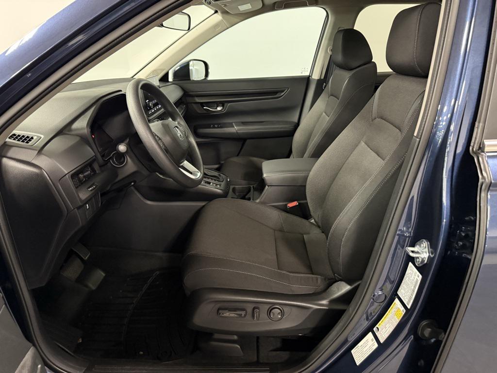 used 2025 Honda CR-V car, priced at $33,950