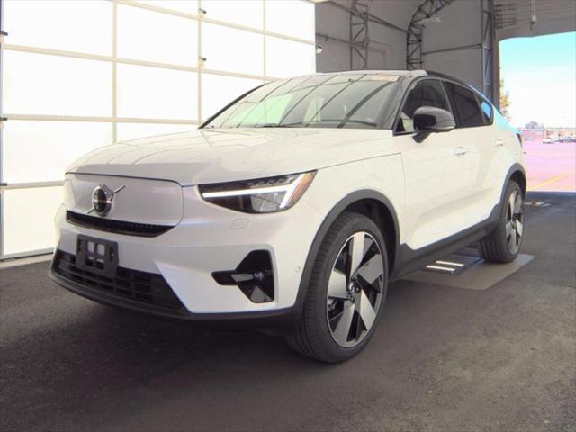 used 2022 Volvo C40 Recharge Pure Electric car, priced at $33,950