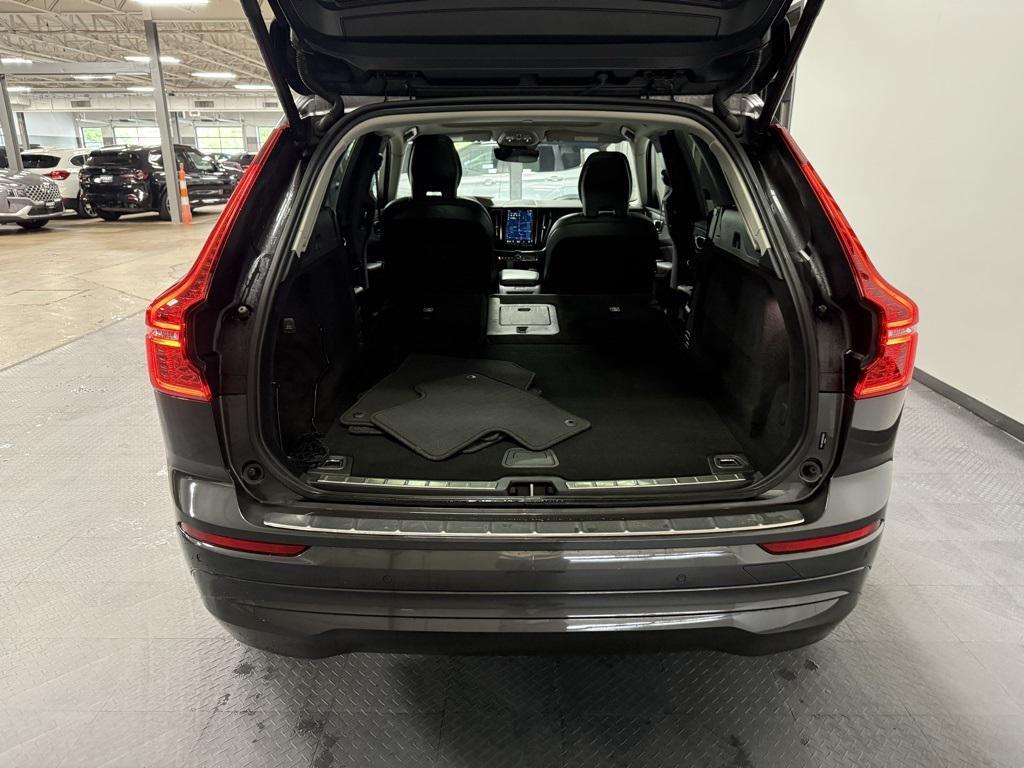 used 2022 Volvo XC60 car, priced at $40,495