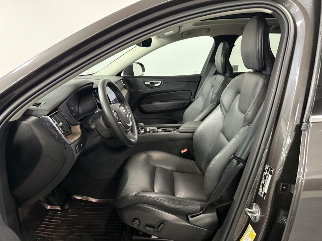 used 2022 Volvo XC60 car, priced at $40,495