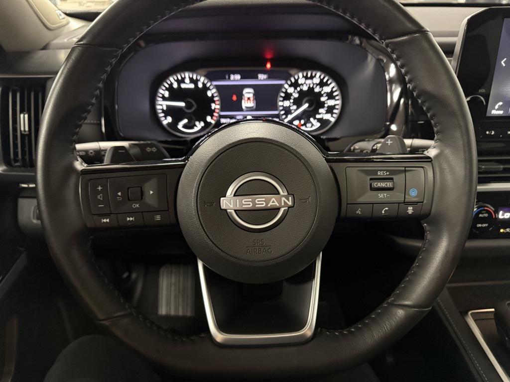 used 2024 Nissan Pathfinder car, priced at $40,495