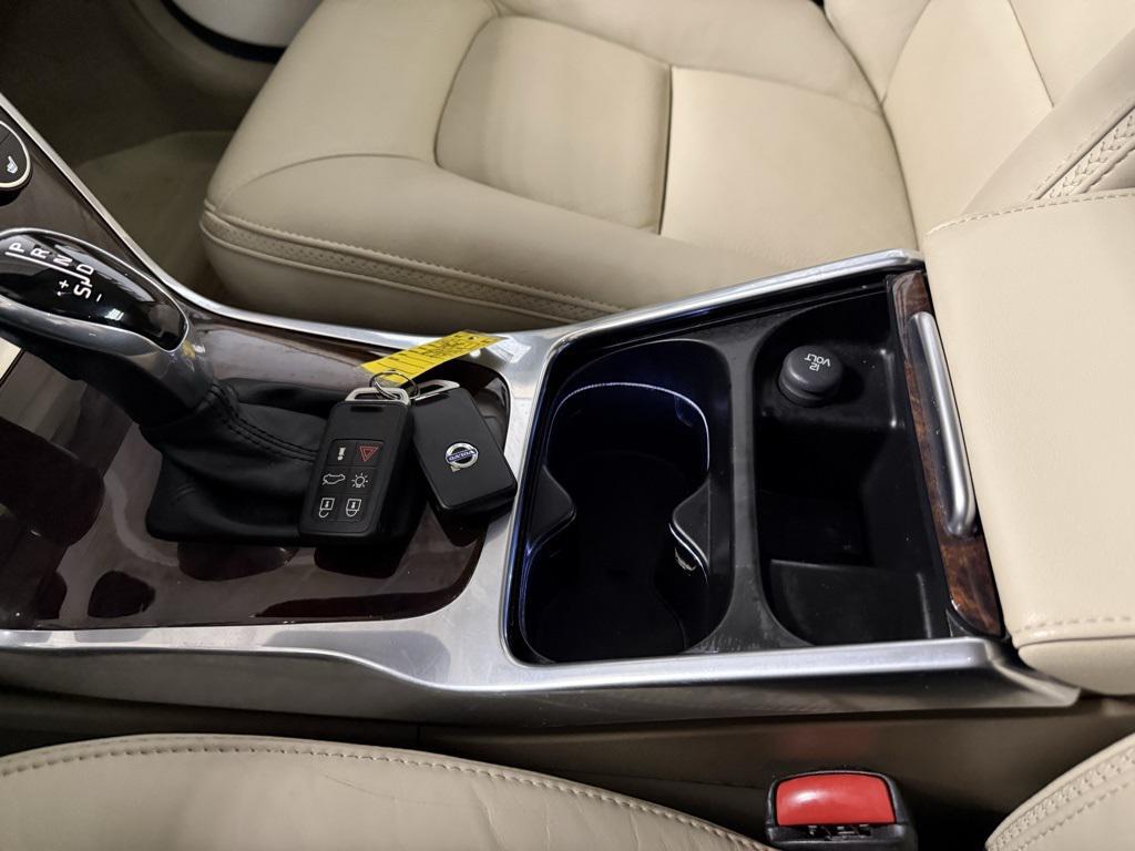 used 2015 Volvo XC70 car, priced at $16,950