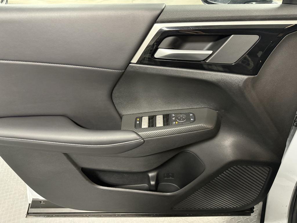 used 2024 Mitsubishi Outlander PHEV car, priced at $36,950