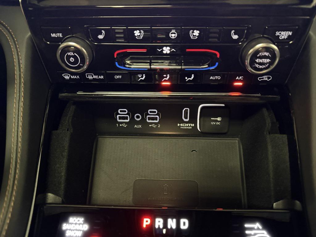 used 2022 Jeep Grand Cherokee car, priced at $48,950