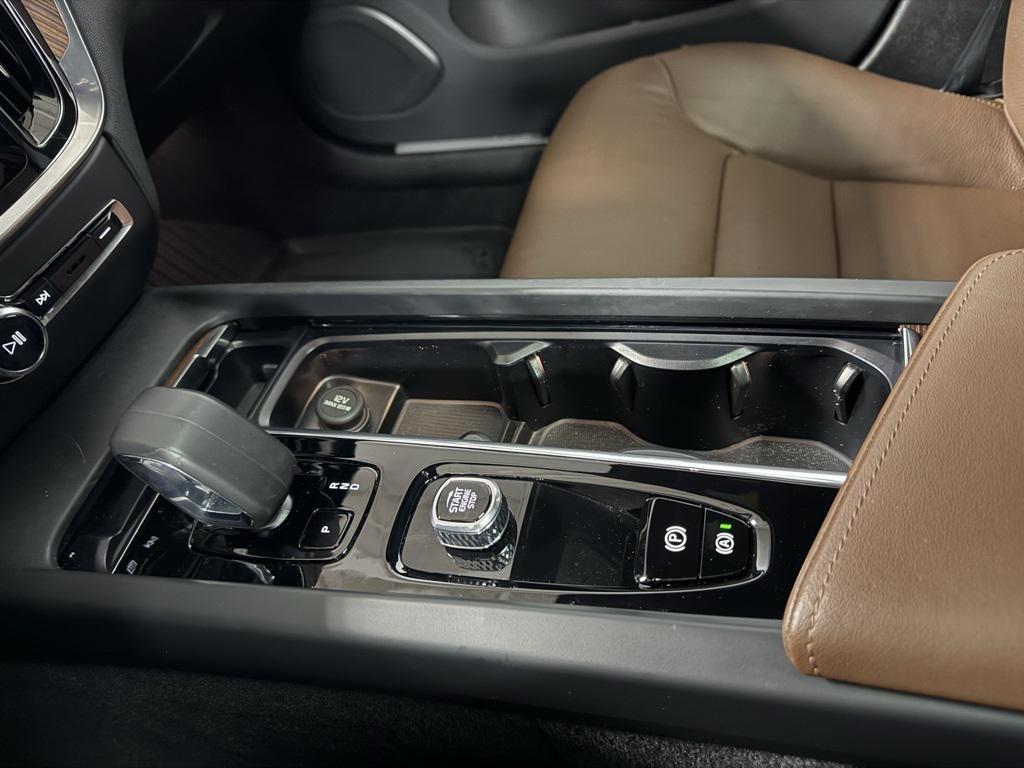 used 2023 Volvo V60 Cross Country car, priced at $43,950