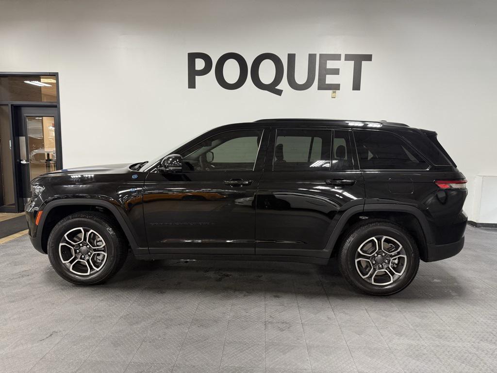 used 2024 Jeep Grand Cherokee car, priced at $42,950