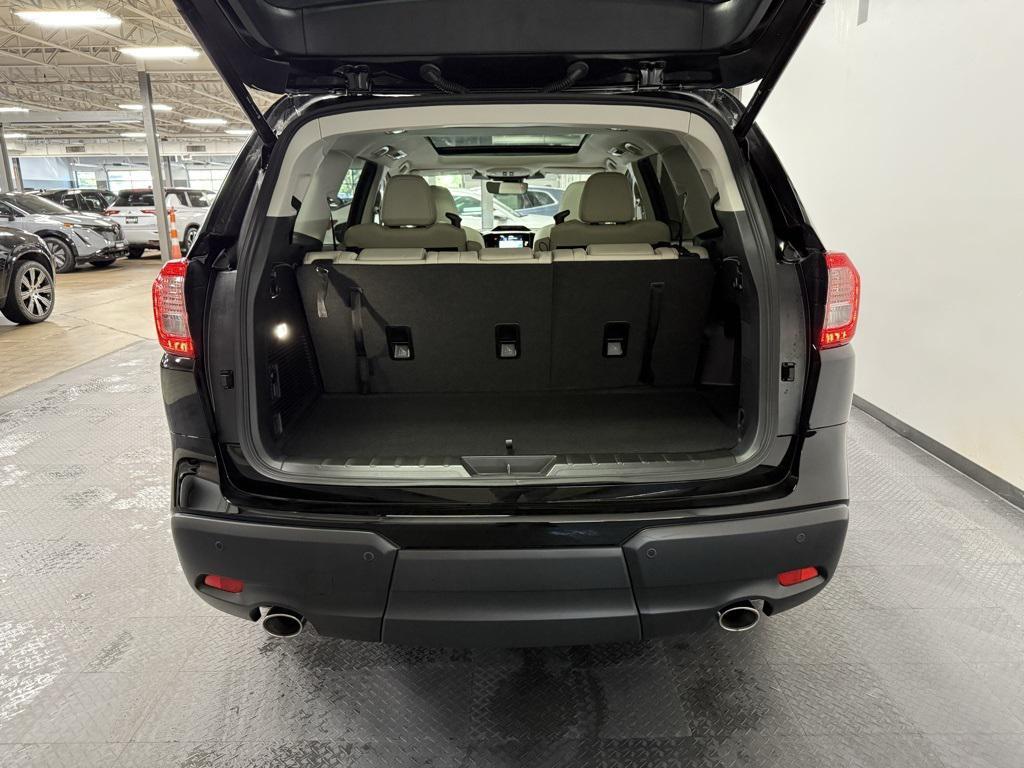 used 2025 Subaru Ascent car, priced at $43,950