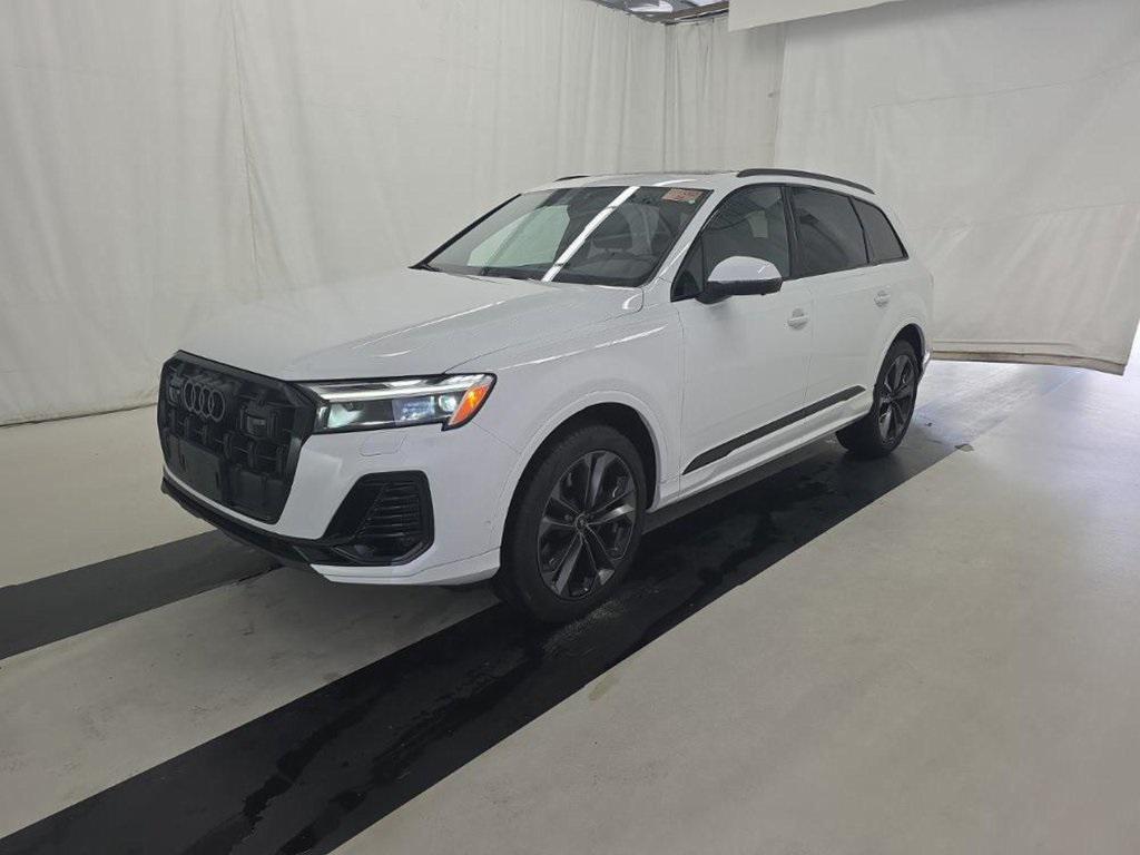 used 2025 Audi Q7 car, priced at $65,495