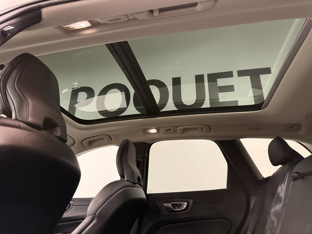 used 2023 Volvo XC60 Recharge Plug-In Hybrid car, priced at $47,950