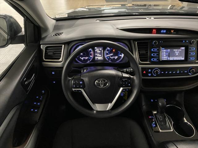 used 2019 Toyota Highlander car, priced at $28,950