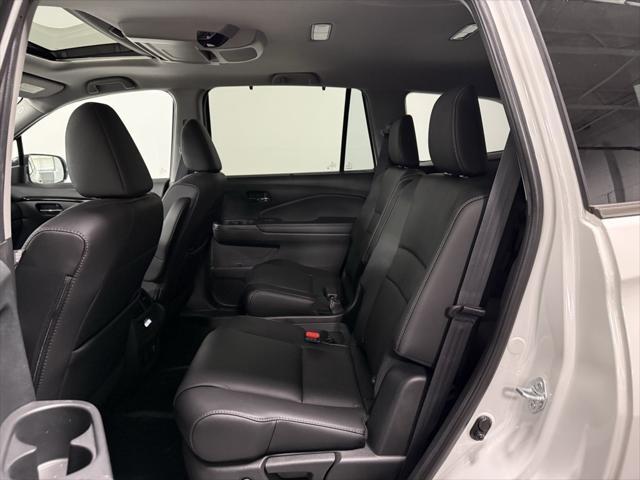used 2022 Honda Pilot car, priced at $44,495