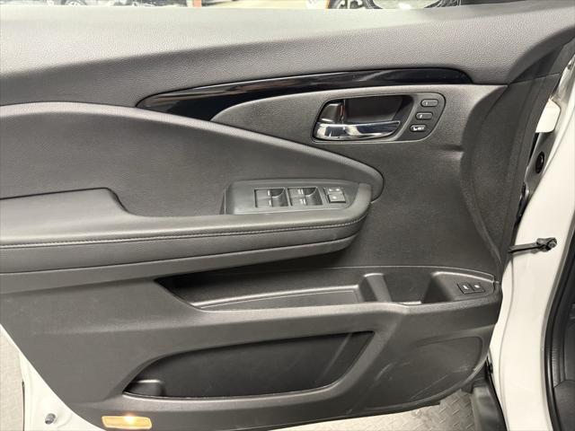 used 2022 Honda Pilot car, priced at $44,495