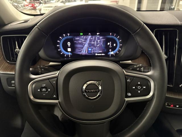 used 2022 Volvo XC60 car, priced at $41,495