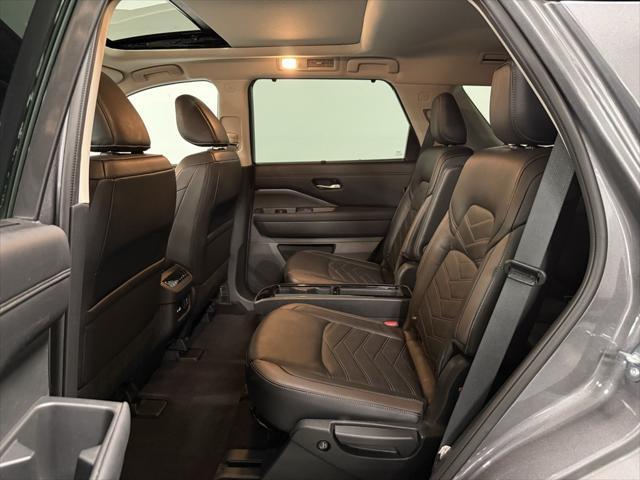 used 2024 Nissan Pathfinder car, priced at $44,950
