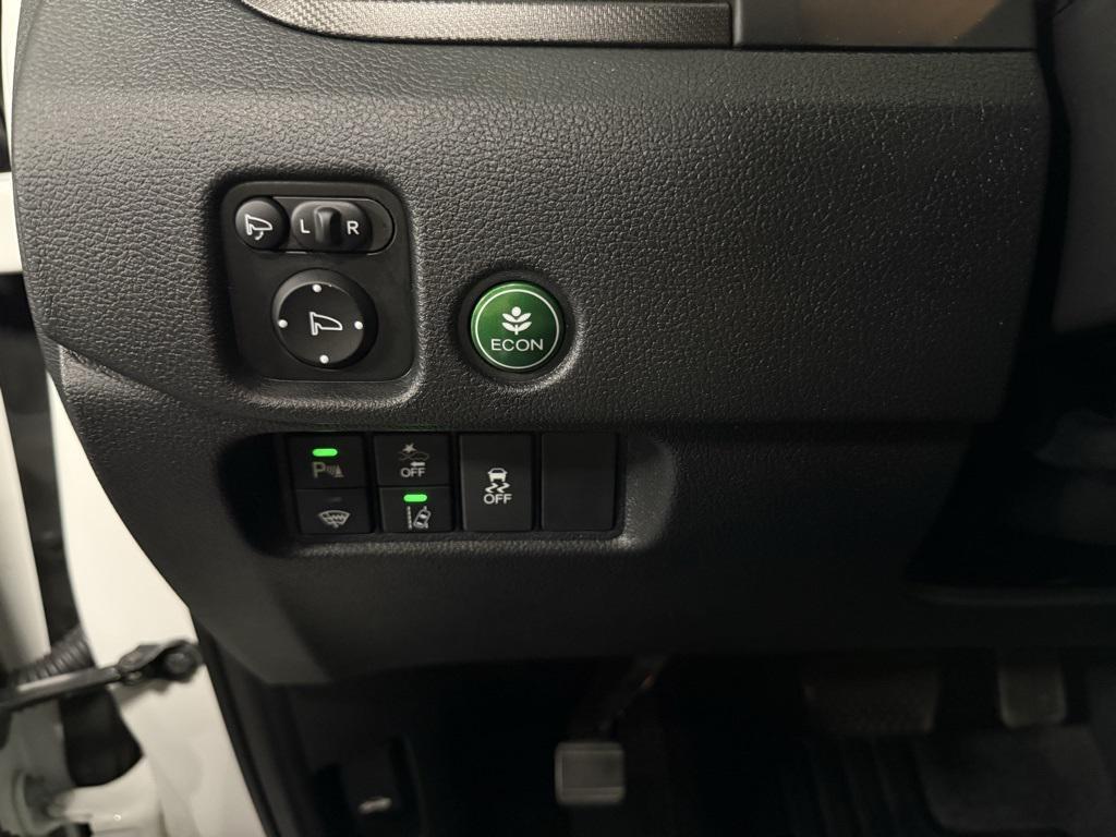 used 2022 Honda Passport car, priced at $35,950