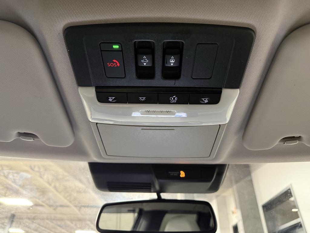 used 2023 Mitsubishi Outlander PHEV car, priced at $33,950