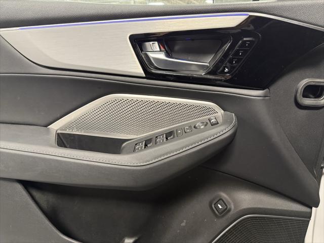 used 2024 Acura MDX car, priced at $53,950