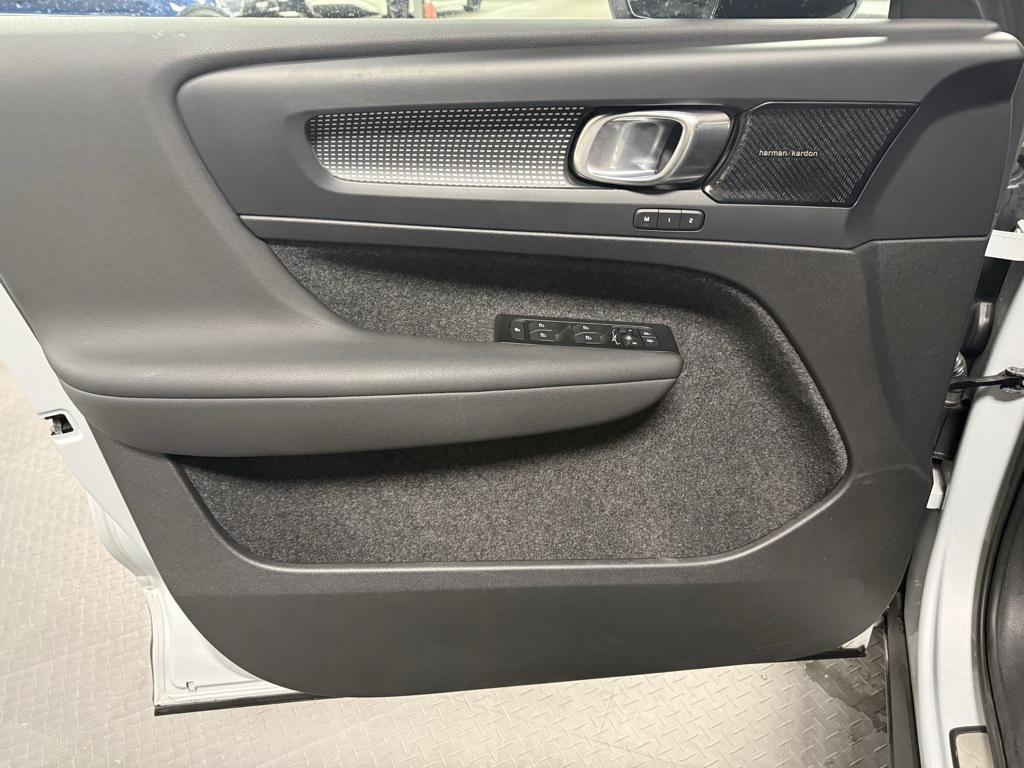 used 2022 Volvo XC40 car, priced at $33,950