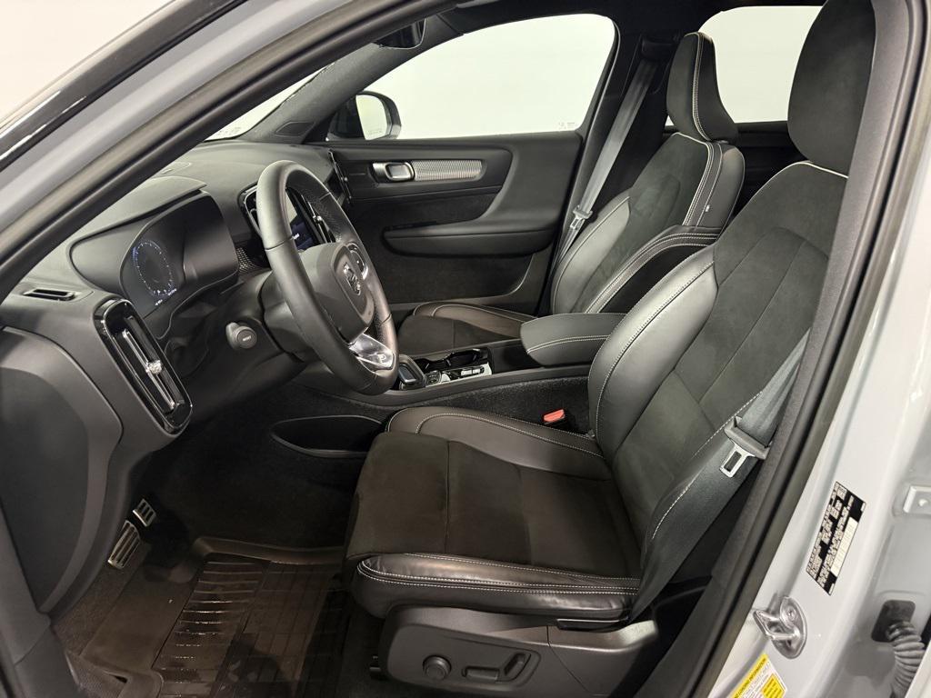 used 2022 Volvo XC40 car, priced at $33,950