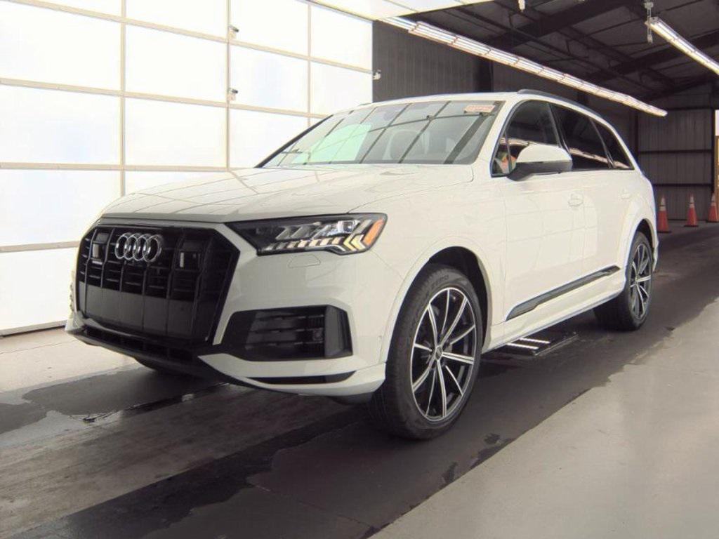 used 2023 Audi Q7 car, priced at $51,950